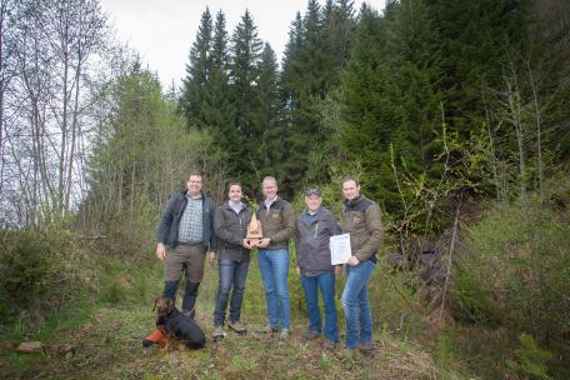 Helvetia-Schutzwaldpreis für das Projekt Ludescher Frassenwald