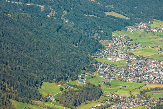 Schutzwald und Siedlungsbereich